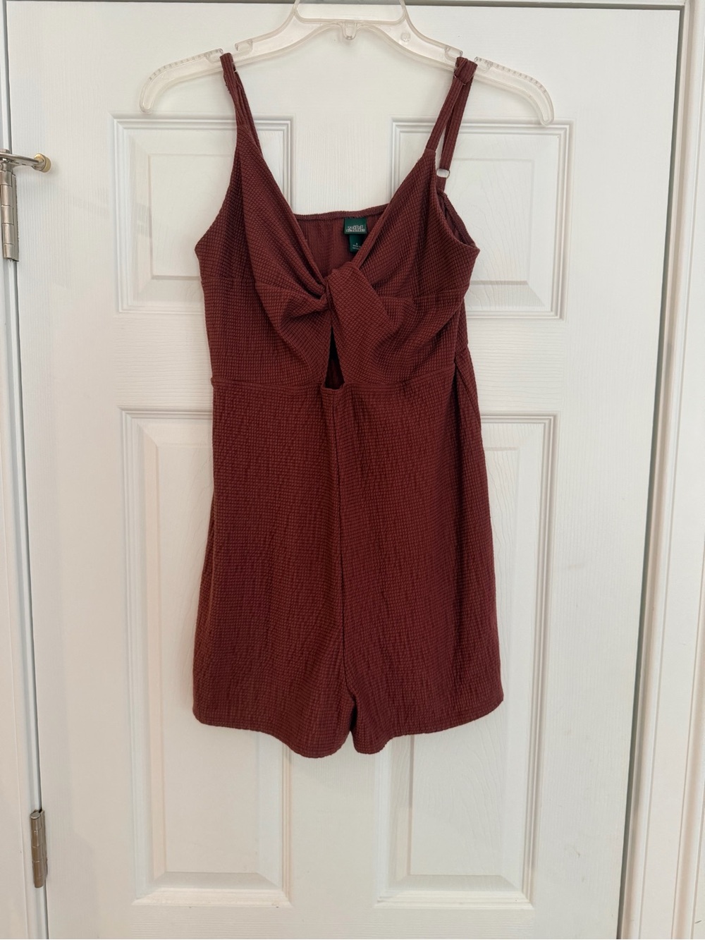 Ladies Size Small "wild fable" Mauve-Brown Knotted Front Romper GUC